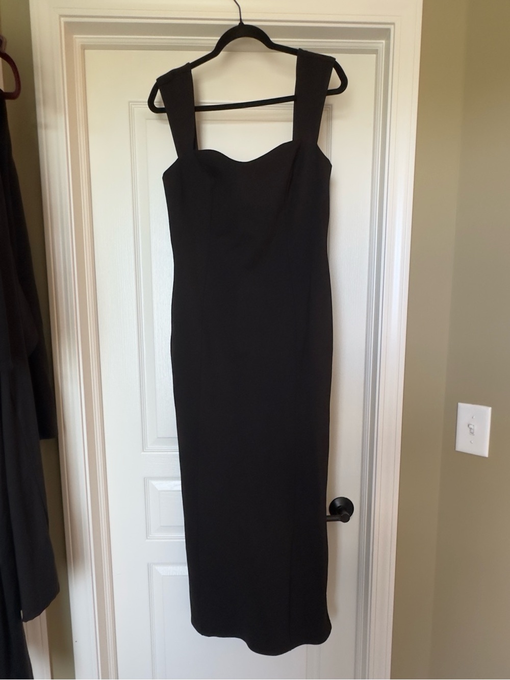 Lulus Classic Black Square-Strap Midi Dress